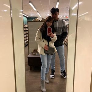 Meet your Posher, Maria cristine s.